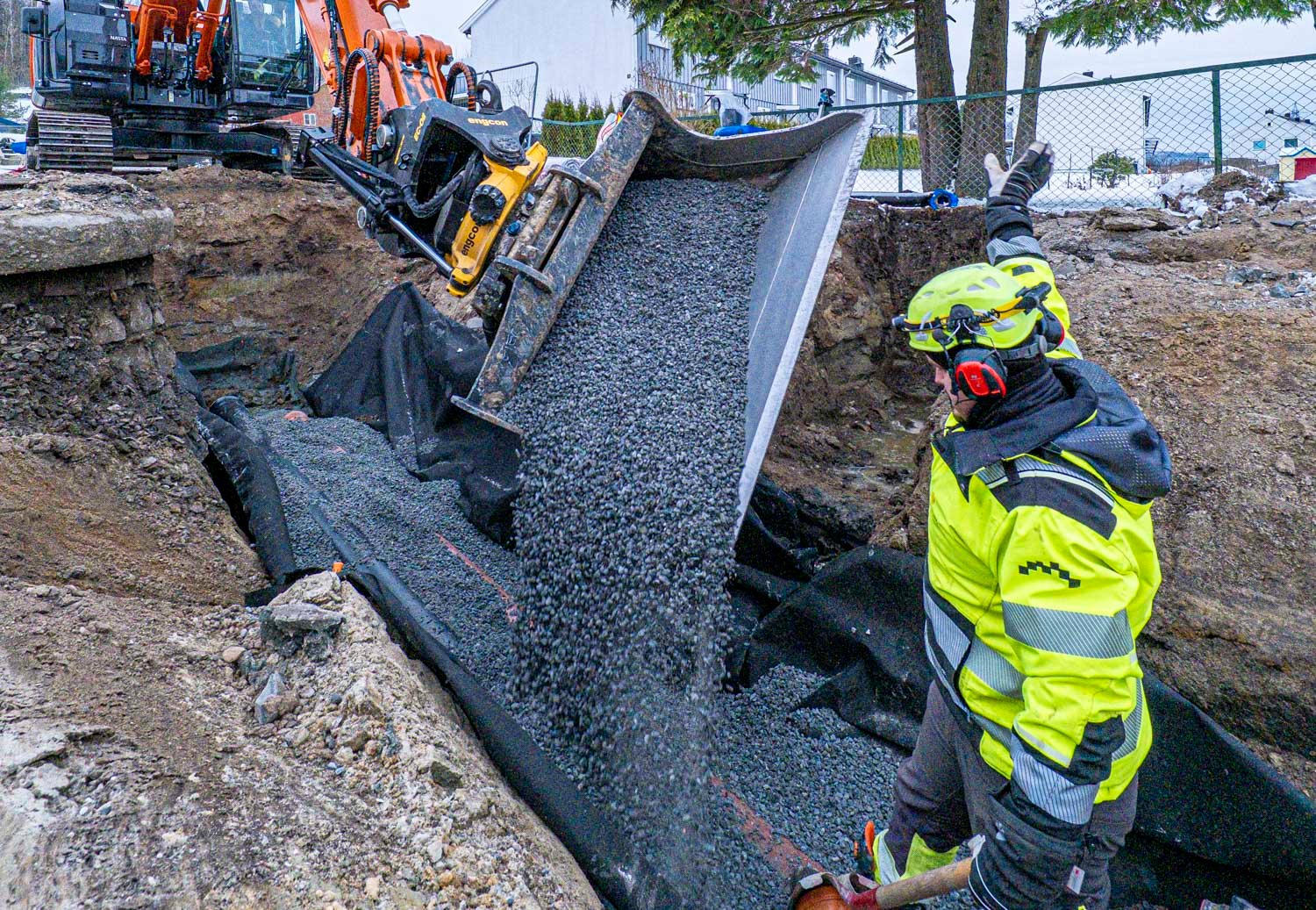 Rørgrøft med pukk (Foto: Jørn Søderholm) 