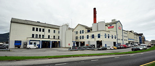 Her på TINEs dessertanlegg i Ålesund skal puddingen heretter produseres ved hjelp av fjernvarme.