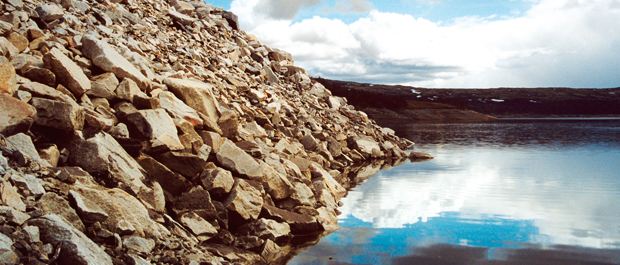 Norske vannmagasiner kan i fremtiden bli redningen for flere land i Europa dersom sola og vinden svikter. Når det blåser igjen kan billig overskuddskraft brukes til å pumpe vannet tilbake i magasinene. (Foto: Sintef)