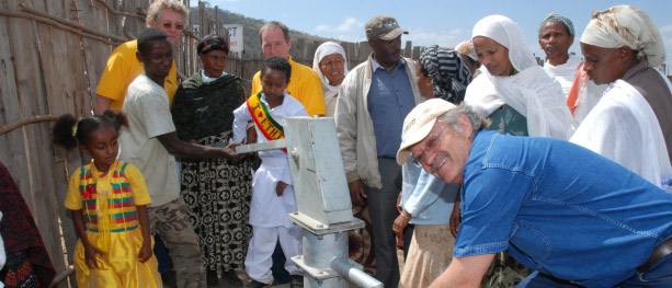 Vannglede, dans og tårer i Etiopia