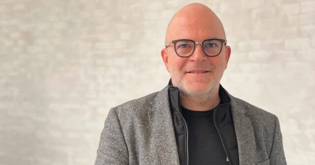 – Den blå omstillingen venter ikke på at vi tar oss sammen
