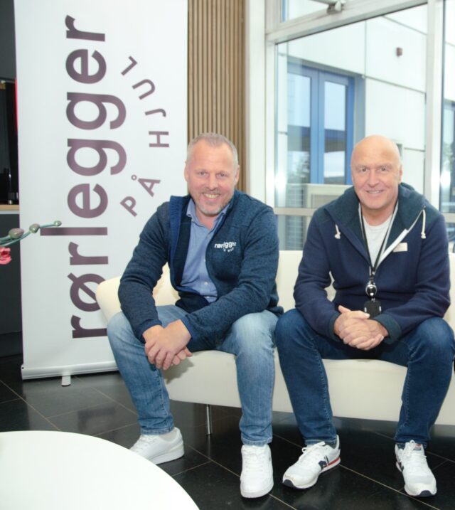 Ishockeyforbundet forlenger sponsoravtalen med Rørlegger på hjul