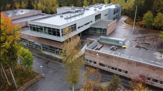 Tilbyr varmepumpeprosjekt ved Bakkeløkka ungdomsskole og flerbrukshall