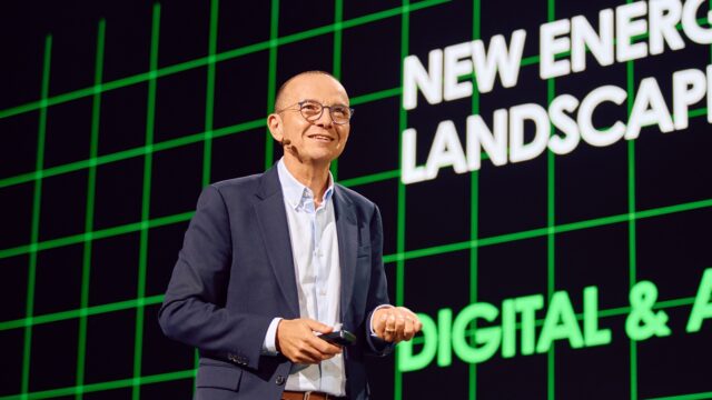 Schneider Electric løfter energiteknologi til topps på agendaen i Davos