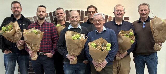 Sig. Halvorsen hedret sine jubilanter