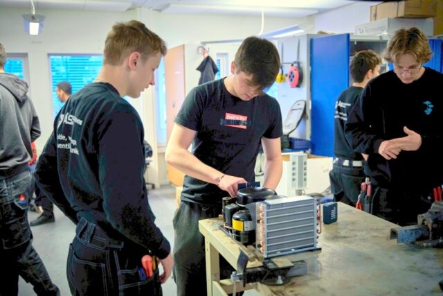 – Urovekkende lave søkertall