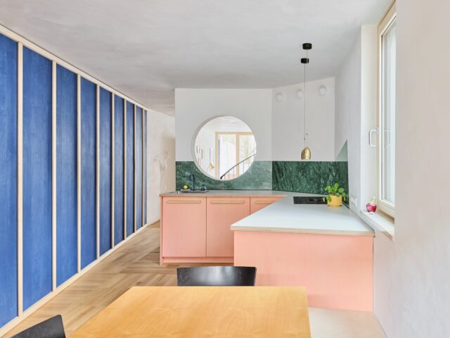 LAUFEN bidro i 70-tallsinspirert renoveringsprosjekt