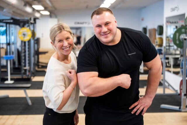 Er Ragnar Holme verdens sterkeste rørlegger?