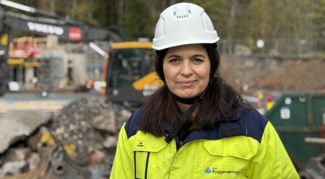 – Dette er små drypp som smøres tynt utover